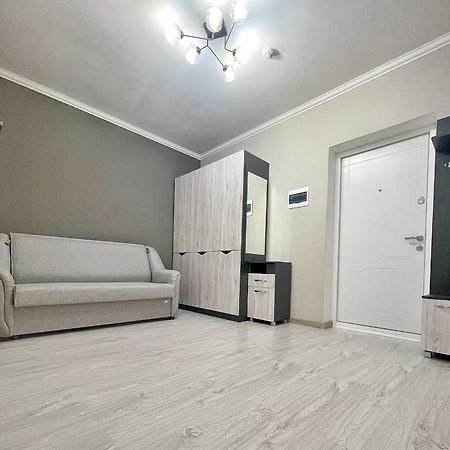 Beautiful Apartment In Chisinau Luaran gambar