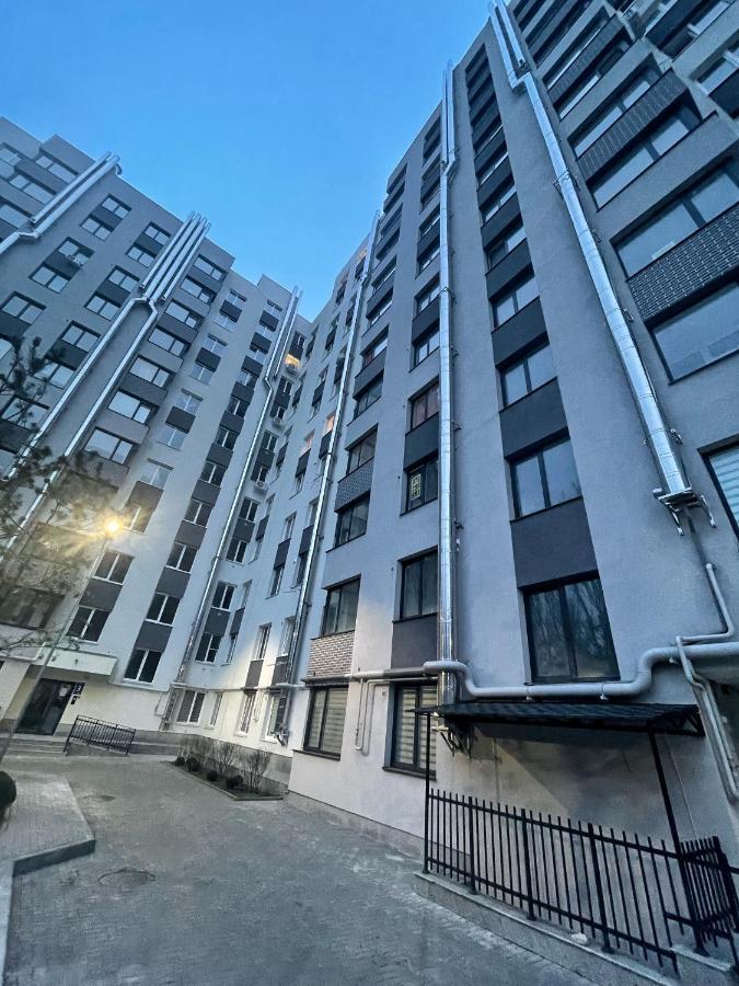 Beautiful Apartment In Chisinau Luaran gambar